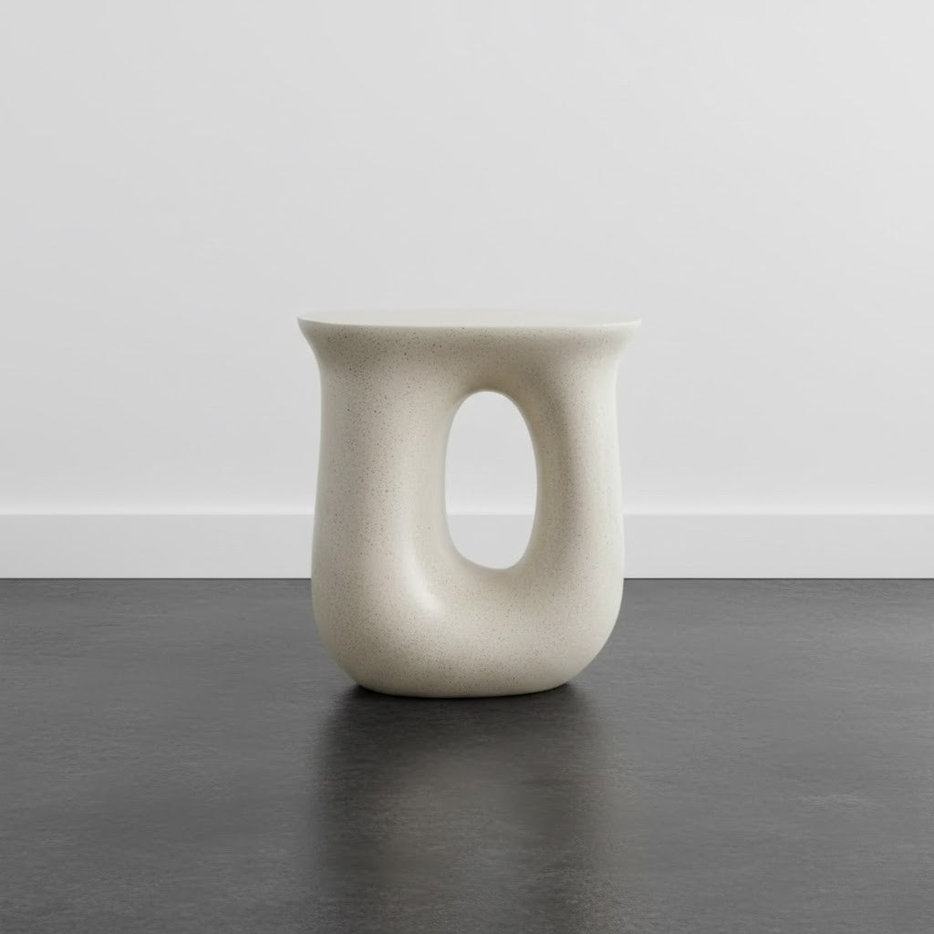 Table de chevet artistique