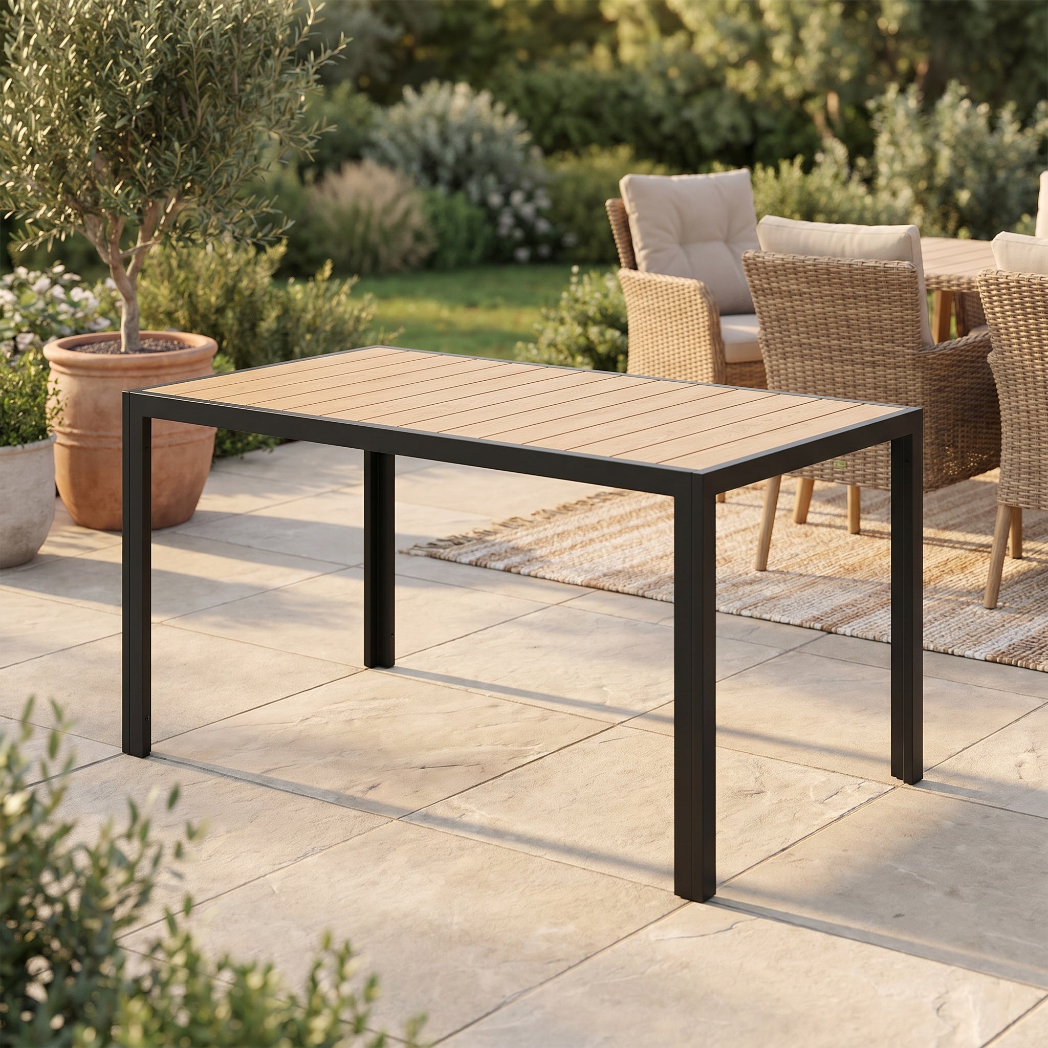 Table de jardin rectangulaire
