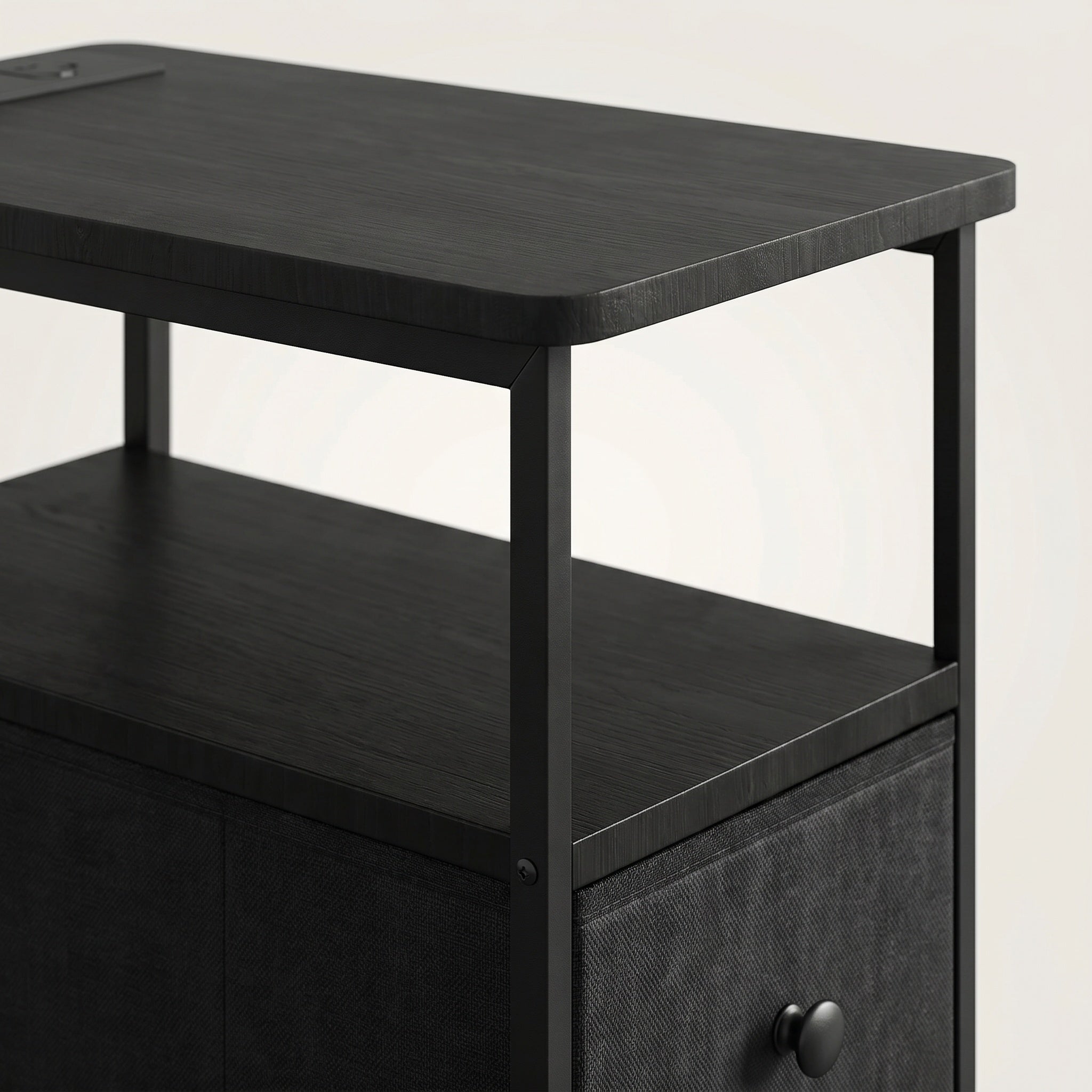 Meuble d’appoint industriel en bois et métal