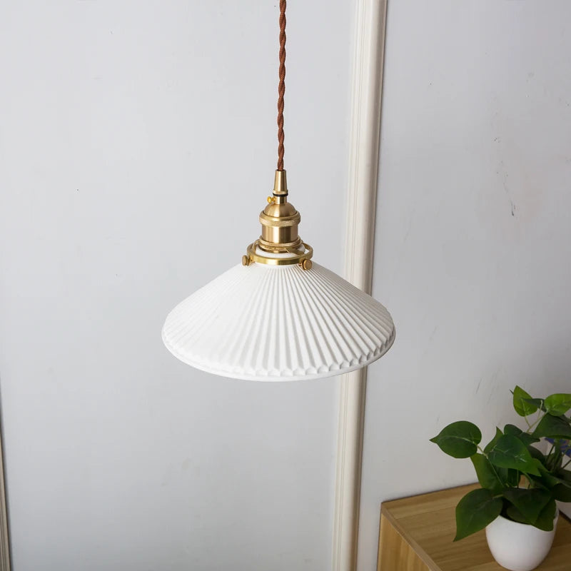 Suspension LED en céramique japonaise en forme de chapeau plissé - Ampoule incluse