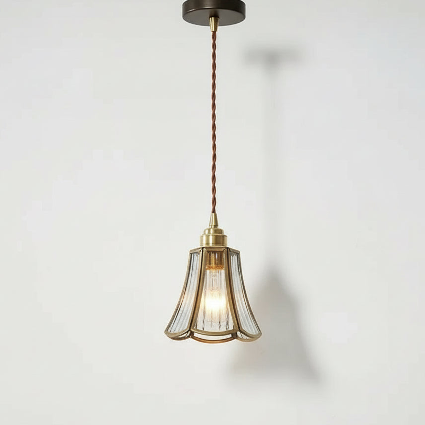 Suspension vintage en verre à motif floral avec cadre en laiton