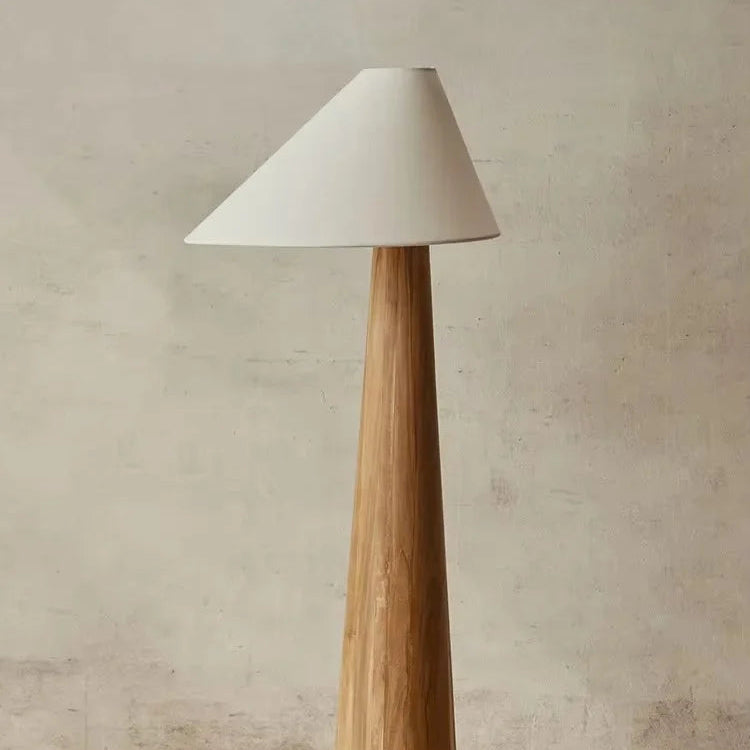 Lampadaire Cône Chêne Wabi