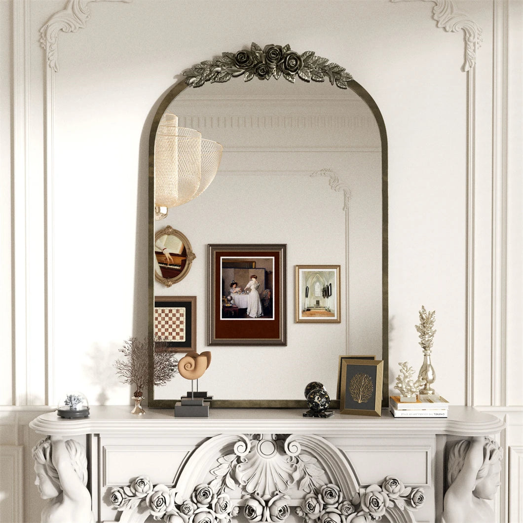 Miroir Mural Vintage Baroque – Cadre Métal Doré à Relief Floral