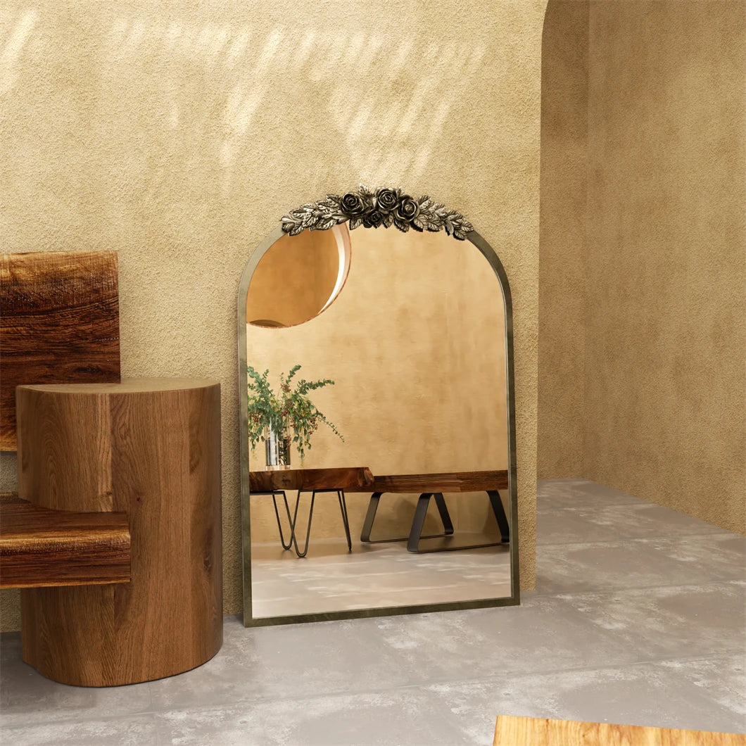 Miroir Mural Vintage Baroque – Cadre Métal Doré à Relief Floral