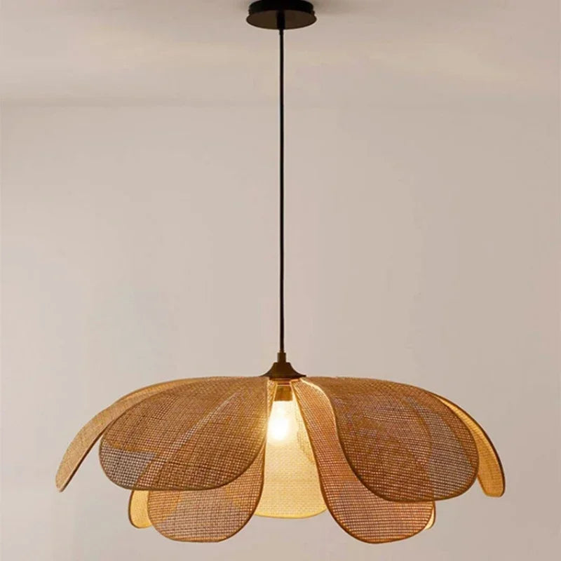 Suspension LED en rotin tressé style japonais