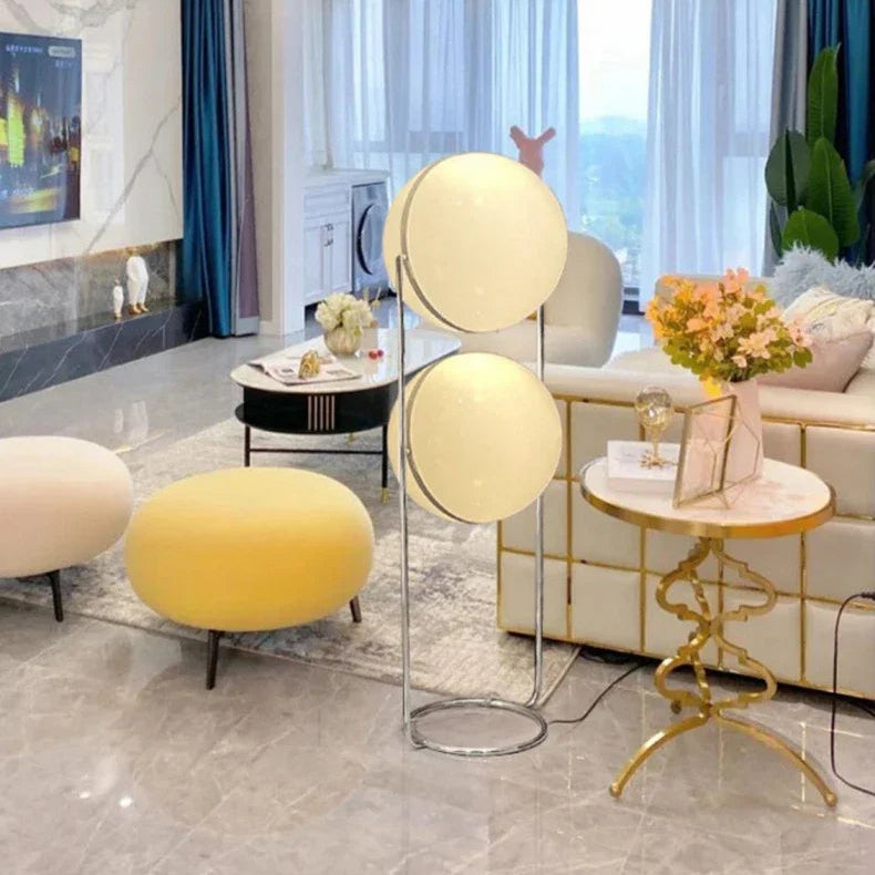 Lampadaire déco avec boule lumineuse