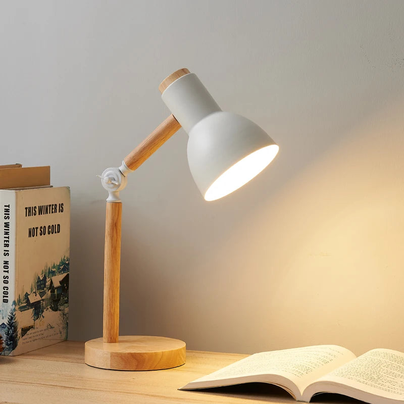 Lampe de table scandinave en bois moderne