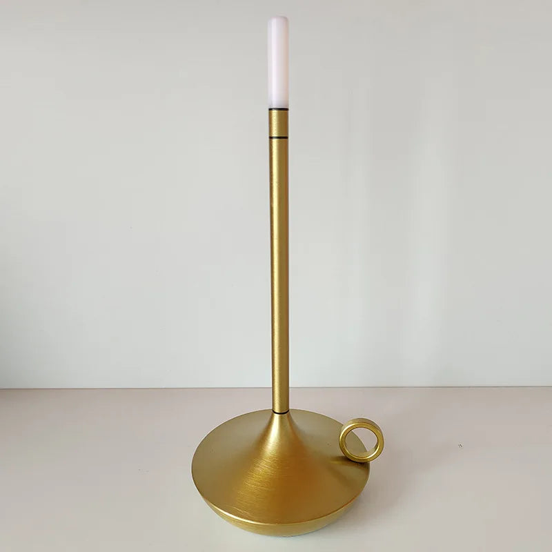 Lampe de table LED candle design dorée