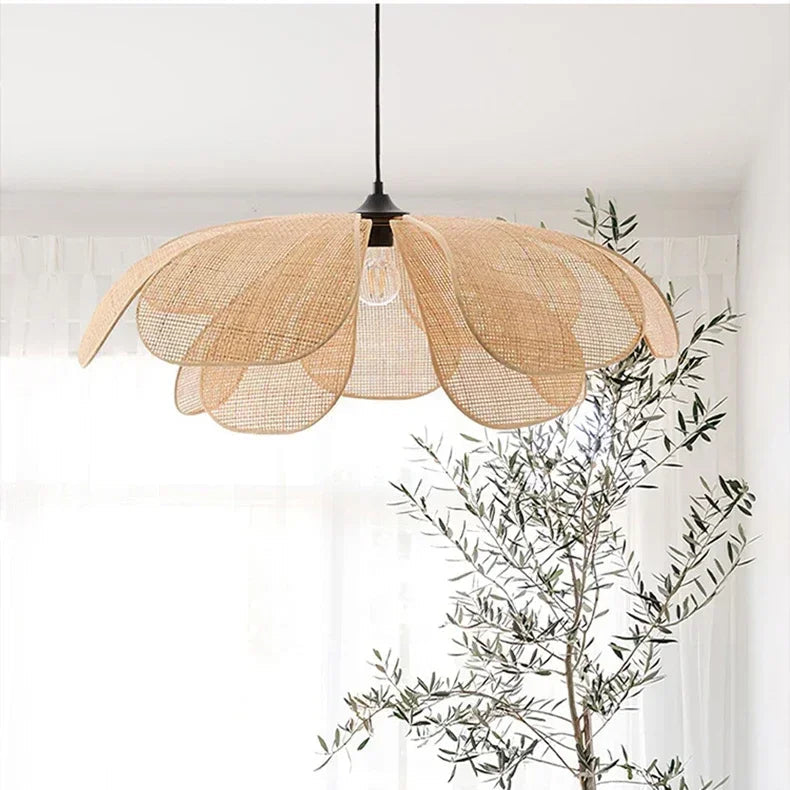 Suspension LED en rotin tressé style japonais