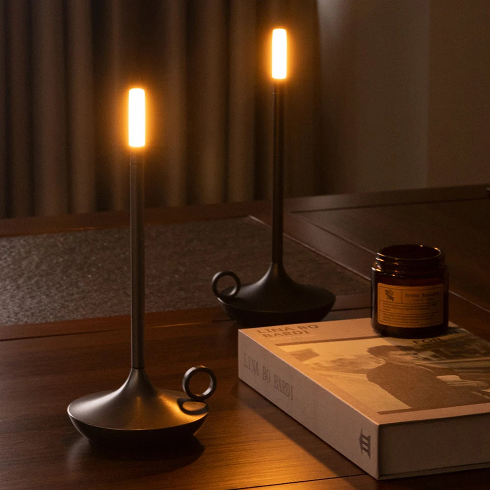 Lampe de table LED candle design dorée