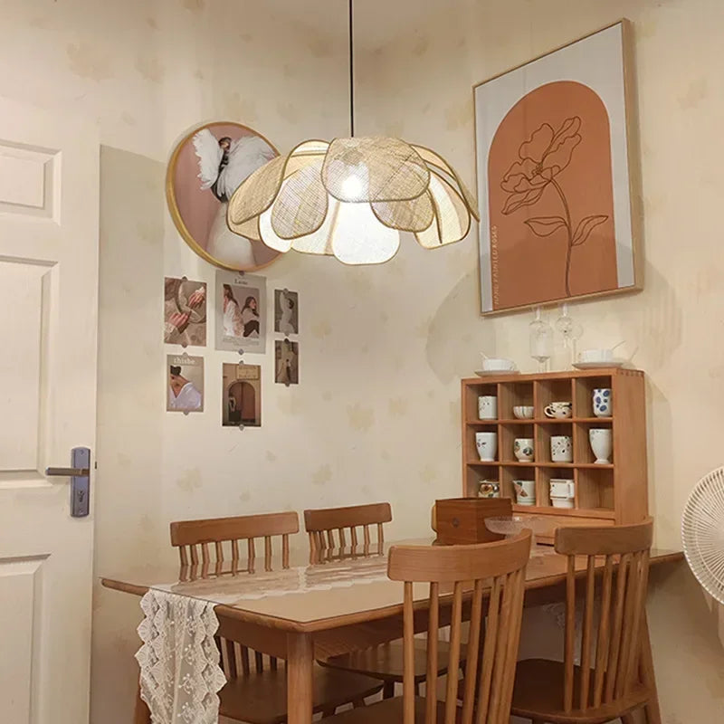 Suspension LED en rotin tressé style japonais