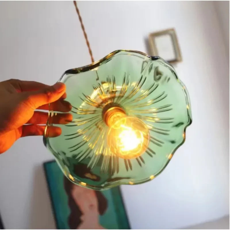 Suspension en verre à 3 têtes en forme de fleur d'hibiscus vintage