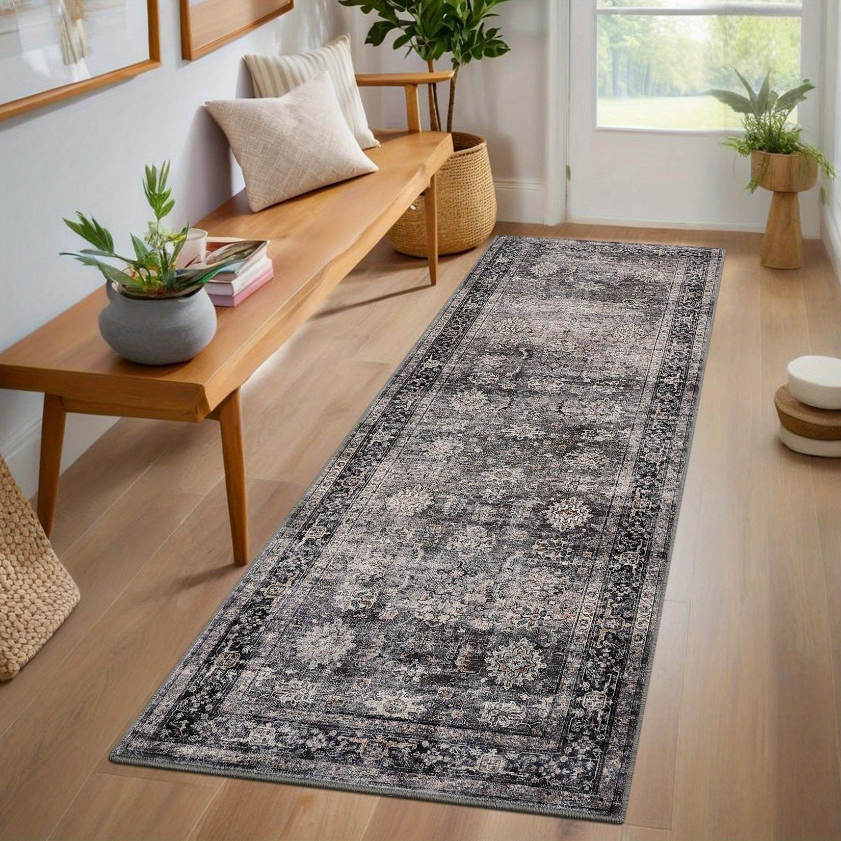 Tapis Vintage Noir Patiné